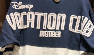 DVC Disney Vacation Club Member Spirit Jersey Sweatshirt Navy White 2