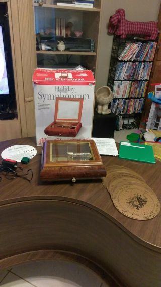Mr.  Christmas Holiday Symphonium Music Box (16 Disks)