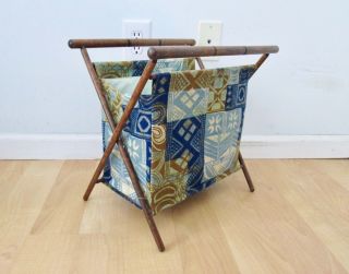 Vgc Vtg Blue Gold Tiki Geometric Knitting Sewing Fold - Up Wood Frame Basket Caddy