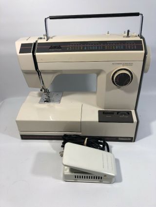 Montgomery Ward Sewing Machine Model Uht J 1957 Pre - Owned Gc W/speed Control
