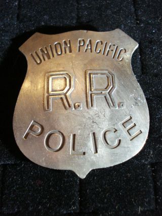Union Pacific Railroad Western Badge Of The Old West Pin 81