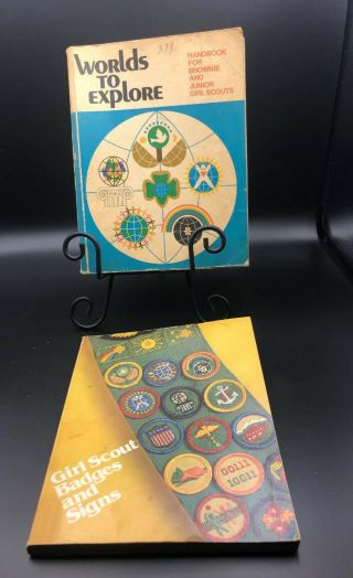 Pair Worlds To Explore Handbook For Brownie And Junior Girl Scouts,  Badges Signs