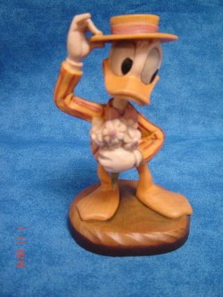 Anri Disney - - Woodcarving - - " Donald W/flowers " - - - 4 Inch - - - Ltd Ed 973/5000 - -