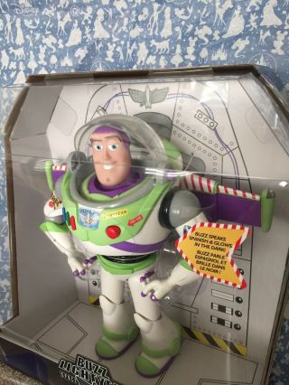 Disney PIXAR Toy Story Buzz Lightyear SPECIAL EDITION Spanish Glow 2