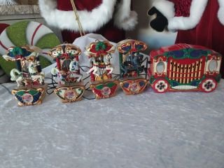 Mr Christmas Holiday Carousel With Lovely Lighting And Christmas Music