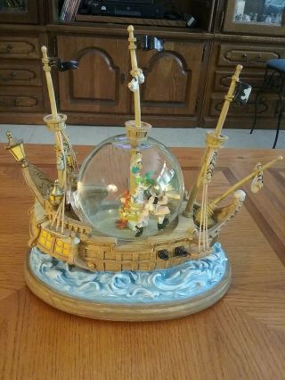 Disney Peter Pan Musical Snow Globe " You Can Fly " Pirate Ship Wendy Captain Hook