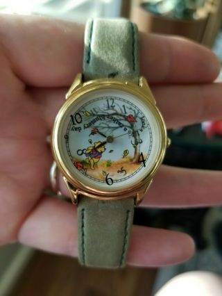 Disney Pooh Blustery Day Watch Collector Club Vi