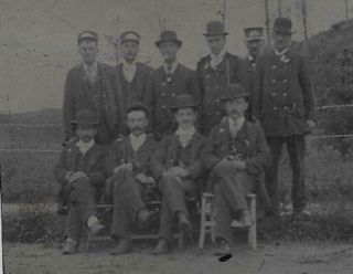 Tintype Photo T1234 Group Of 10 Men W/ Brimmed Hats - Railroad Workers - Owners
