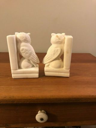 Vintage White Chalk - ware Owl Bookends Made in Italy 3