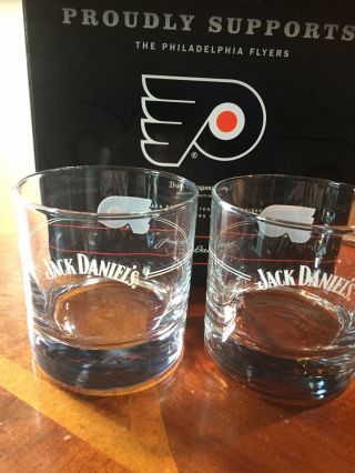 Jack Daniels Gift Set with No Bottle Philadelphia Flyers Rocks Glasses Barware 3