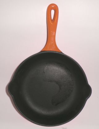 Le Creuset Cast Iron Orange Flame Enamel 20 Skillet Frying Pan Double Spout