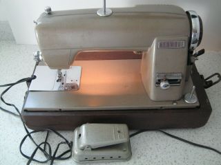 Kenmore Model 120 - 49 Vintage Portable Sewing Machine In Case