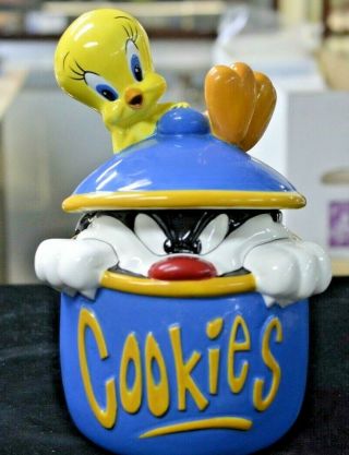 1998 Warner Bros Tweety And Sylvester Looney Tunes Cookie Jar