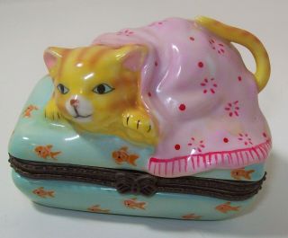 Porcelain Cat On A Pillow With Mouse Hinged Trinket Box