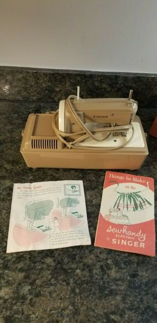 Vintage Singer Sewhandy Electric Sewing Machine w/Paperwork Model 50 3