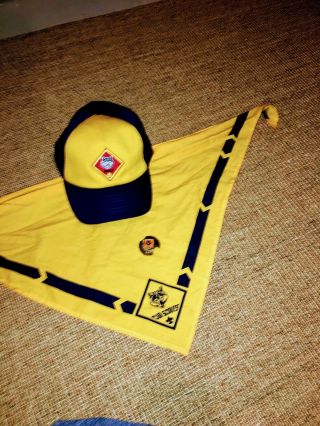 Bsa Cub Scout Wolf Hat,  Neckerchief & Wolf Neckerchief Slide,  Boy Scout S/m