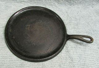 Vintage Cast Iron 9 - 1/8 " Dia Round Flat Skillet Griddle Fry Pan 8hg Usa S/h