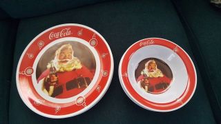 Set 4 Coca Cola Santa Christmas Gibson Dinnerware 4 Plates And 4 Bowls,  Excelle