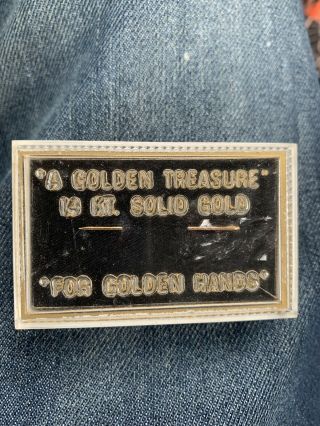A Golden Treasure 14kt Solid Gold Needle For Golden Hands Rare