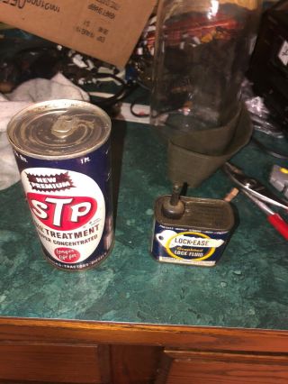 2 Vintage Oil Cans Stp Nsosgas Treatment Can And Lease Lock 4 Oz Can In Good Con