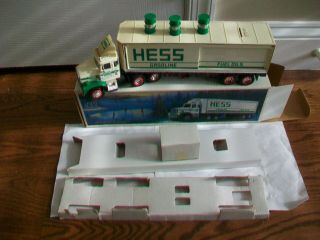 1987 Edition Hess Toy Truck Bank With Oil Barrels With Inserts