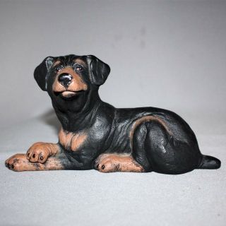 Rottweiler Dog Laying Figurine Ceramic Statue Pet Canine 7 1/2 "