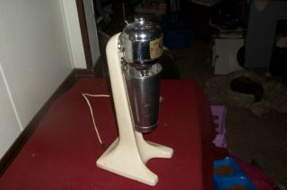 Vintage 1930 ' s Hamilton Beach No.  18 Malt Milkshake Mixer Blender,  1 Steel Cup 3