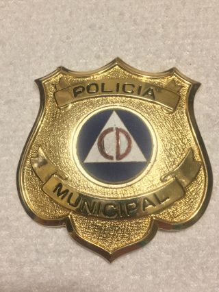 Vintage International Police Metal Badge • Policia “cd” Municipal •