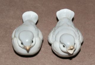 Vintage Porcelain Blue Bird Sparrow Finch Figurines (2) Gray 2” Tall