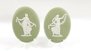 Set Of 2 Wedgwood White On Green Dancing Hours Man & Woman W/ Laurels 5 " Plaques