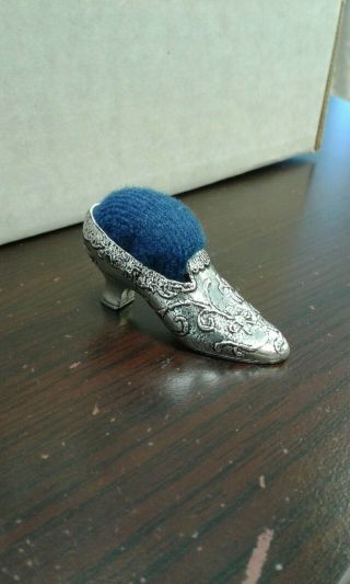 ALCHEMY GOTHIC/SHEFIELD - EMBROIDED SHOE PIN CUSHION - PIN22 2
