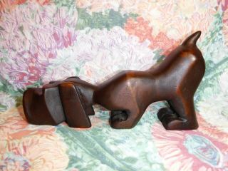 Vintage Primitive Folk Art Hand Carved Wooden 8 Inch Sniffing Bloodhound -