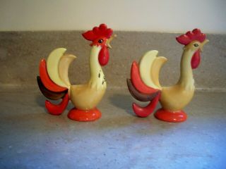 Vintage Rooster Figurines Holt Howard 1960 Salt - Peppers Ceramic Hand Painted