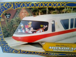 Walt Disney World Monorail Set Yellow Theme Park Exclusive Mickey Mouse Donald