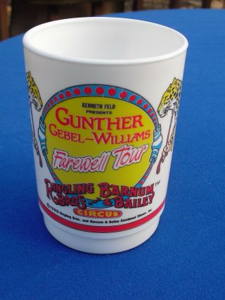 Ringling Bros Farewell Tour Gunther Gebel - Williams Plastic Mug 4 - 3/4 "