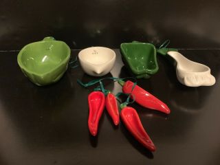 5 Piece Avon Gallery Originals Vegetables Measuring Cups And Spoons