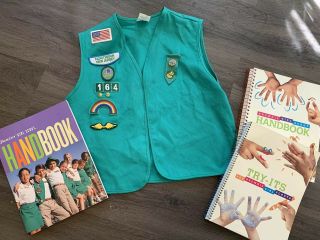 Junior Girl Scouts Green Vest With Pins,  Patches.  Size Large