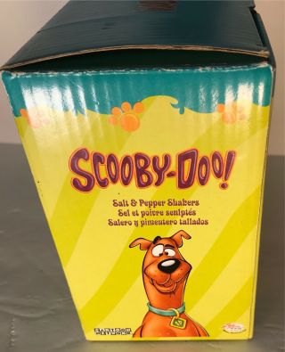 Hanna Barbera Scooby - Doo/ Cheeseburger Cartoon Network Salt and Pepper Shaker 2
