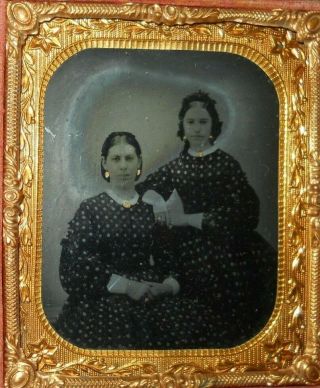 1/6th Size Tintype Image Of Two Sisters/friends In Half Case