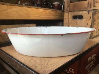 Vintage Enamel Ware Tub Basin Farm House Oval Wash Bowl Pan 17 1/2” White Red