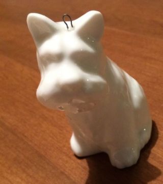 Vintage White Scottish Scottie Terrier Dogs 3 1/2 " Figurine Porcelain Ornament
