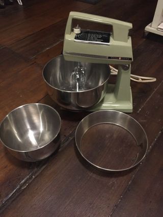 Vintage 70s General Electric Stand Mixer Avocado Green With Ge Bowls