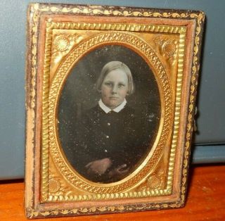 1/9th size Daguerreotype image of Young Girl in Half Case 3
