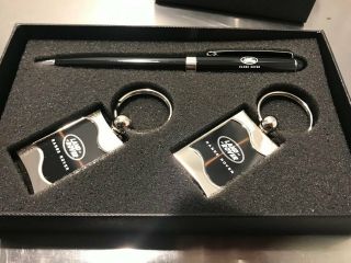 Range Rover Pen And Keychain Set