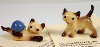 2 Vtg Hagen Renaker Miniature Bone China Siamese Yarn Kitten Kitty Cat Figurine