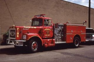 Pittsburgh Pa Engine 42 1978 Brockway Maxim Pumper - Fire Apparatus Slide