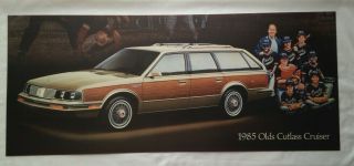 1985 Oldsmobile Cutlass Cruiser Wagon Showroom Poster Art Car Advertising Gm