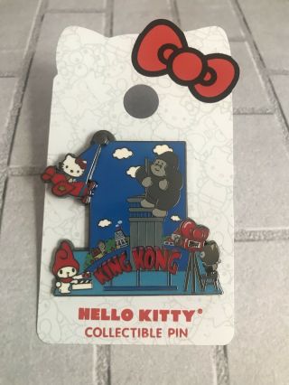 Universal Studios Hello Kitty King Kong Movie Filming Collect Pin.  Sanrio Choco 2