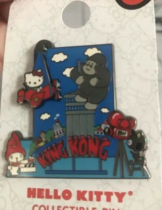 Universal Studios Hello Kitty King Kong Movie Filming Collect Pin.  Sanrio Choco 3