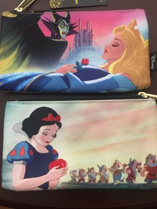 Disney Employee Center Loungefly Snow White & Maleficent Bag Pencil Case Le 600